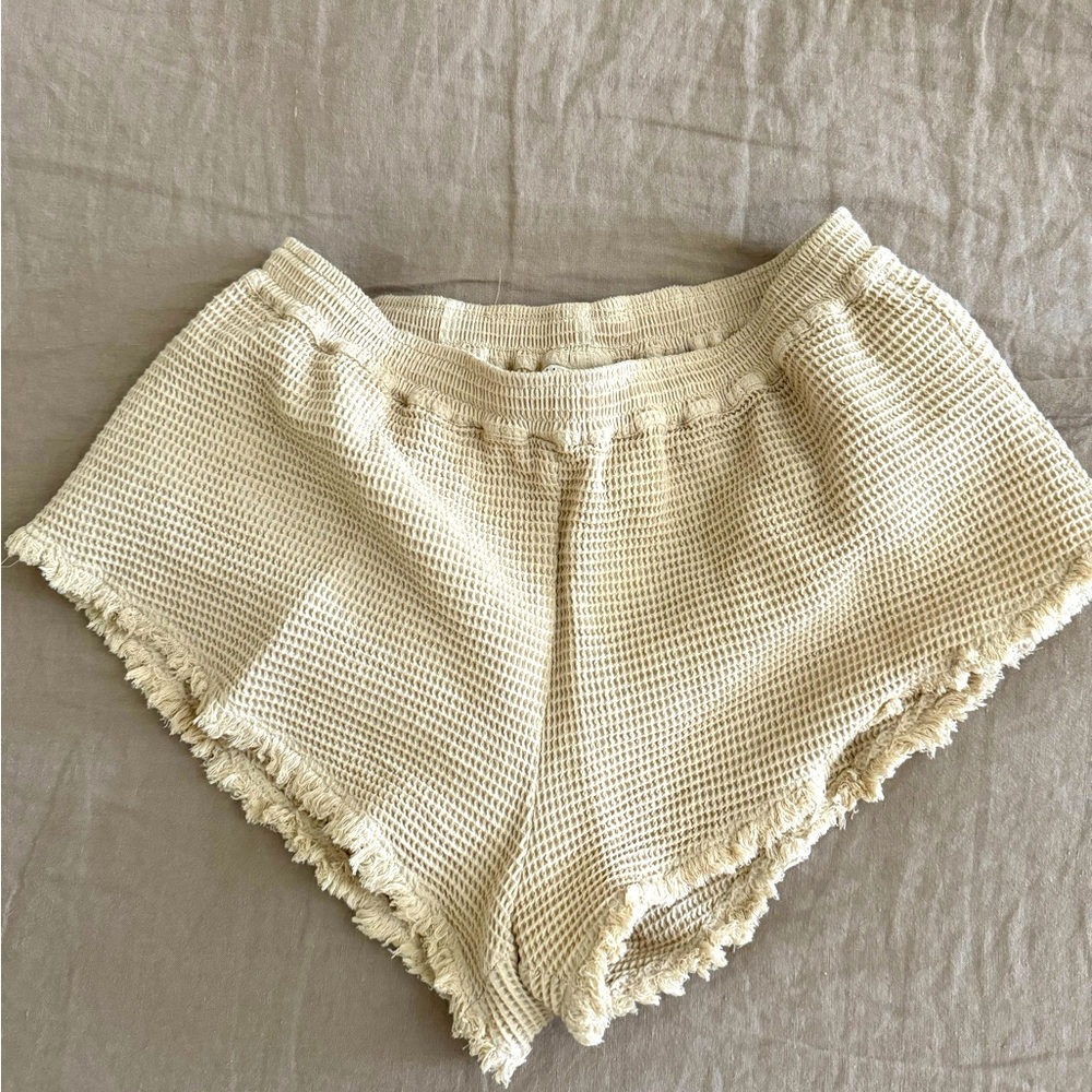 Maurie and Eve Waffle Short - Size US 6
